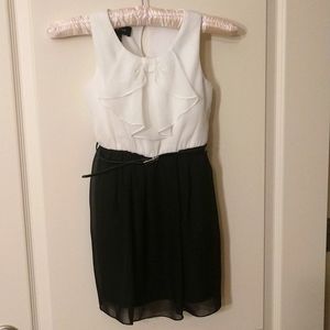 Beautiful girls sz 6 black and white dress